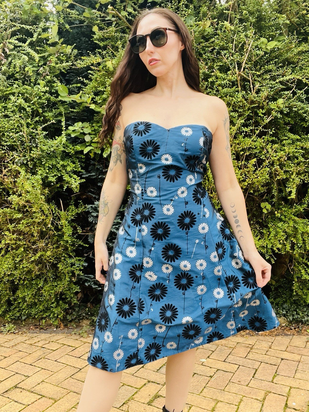 Vintage 1990s Cocktail Dress, Strapless A Line With Floral Daisy Print, Blue 16