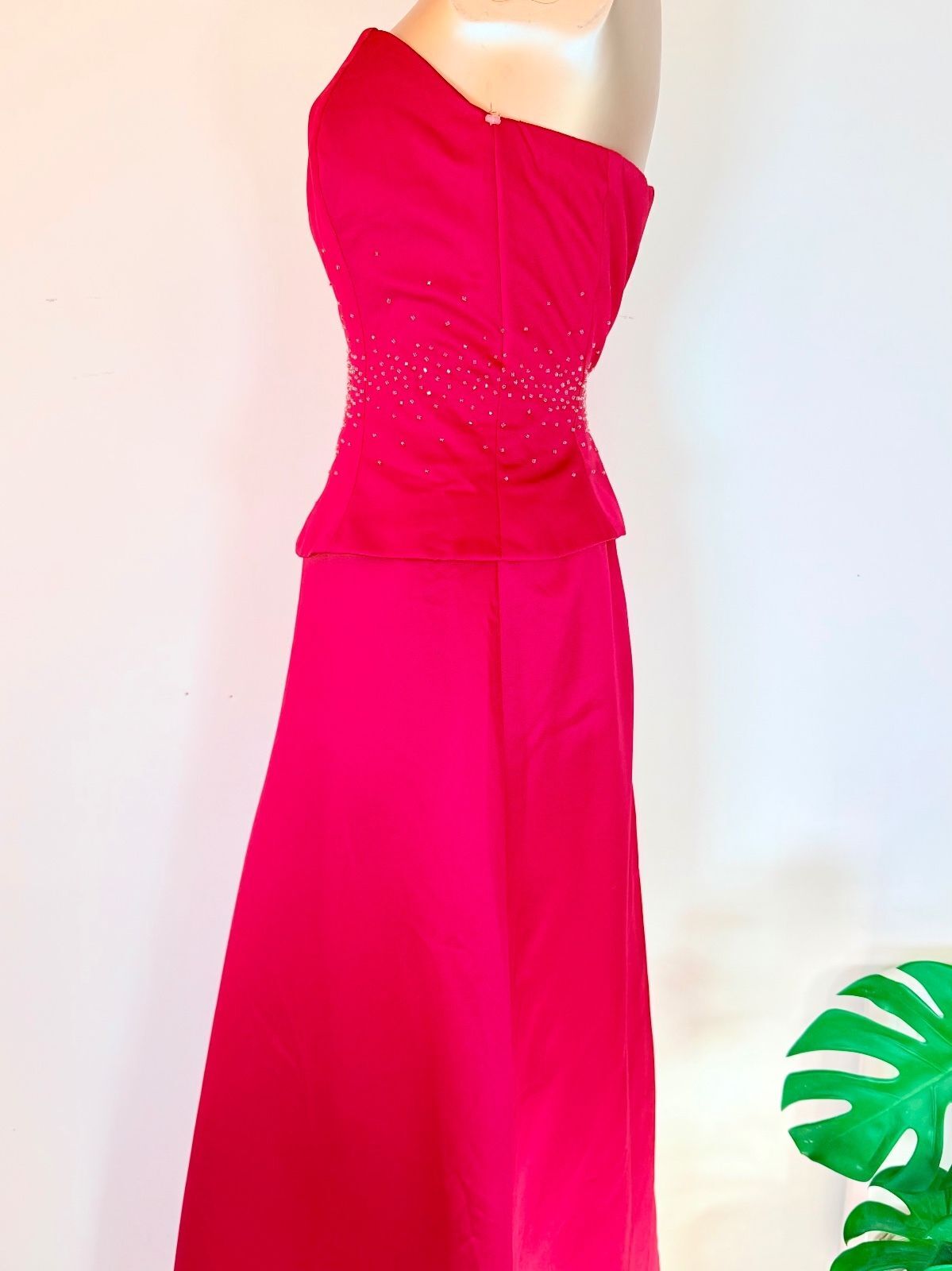 Strapless Red Evening Dress with Beaded Bodice size 6 Whimsigoth Prom ball gown