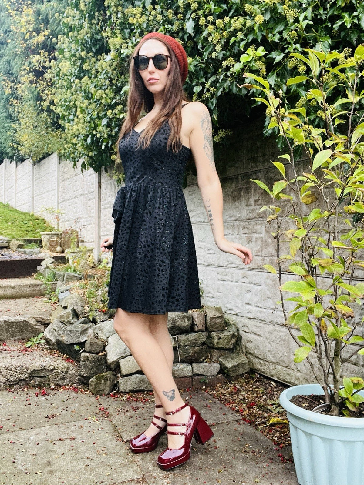 Vintage 1980s Party Dress Black Size 12 To 14 Retro 80s Sparkly Dress With Bow