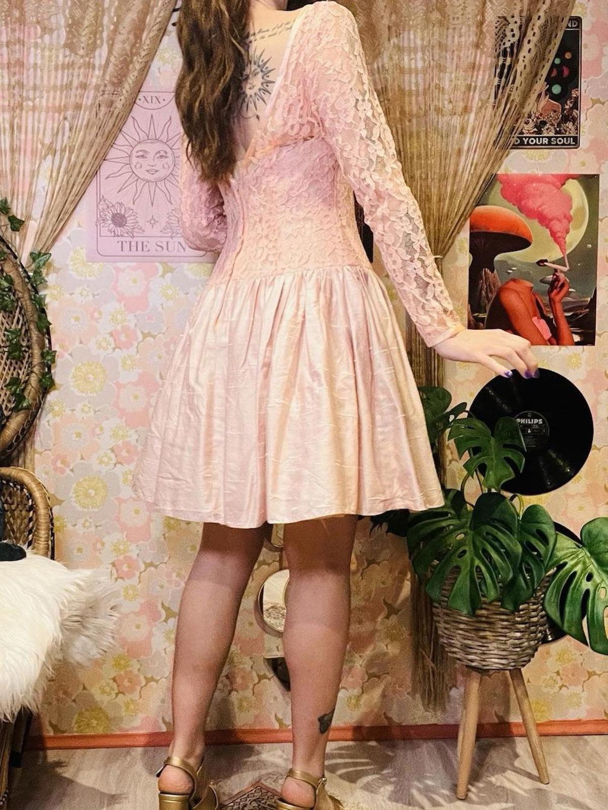 Vintage 1990s Prom Dress Short Lace Long Sleeve Corset Party Dress Pink Size 10