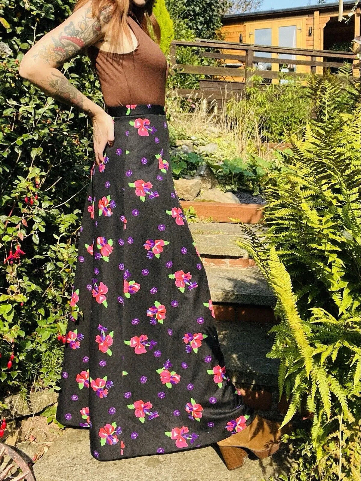 Vintage 60s Maxi Skirt Long 1960s Bold Floral Design Black Size 8