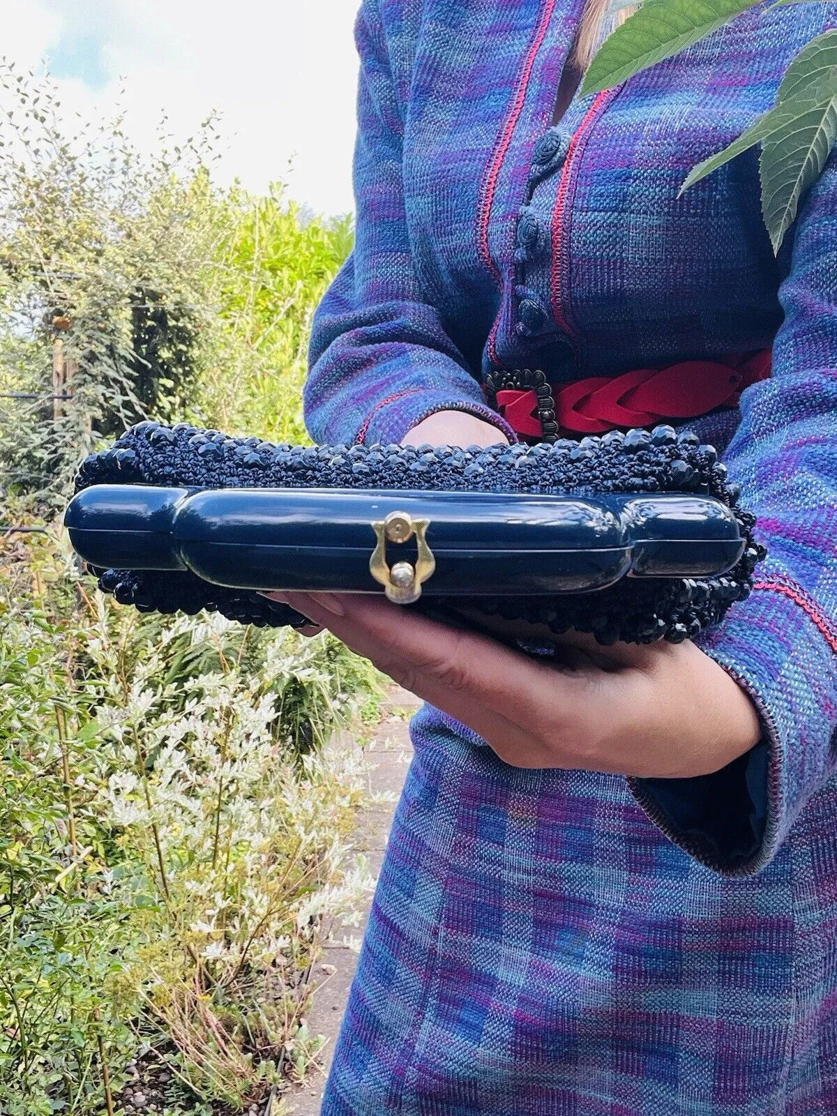 Vintage 50s Hand Bag 1950s Beaded Rafia Handbag Plastic Handles And Gold Clasp