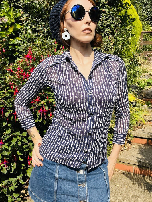 Vintage Blouse Bold Retro Print Collared Shirt Casual Or Formal Office Workwear