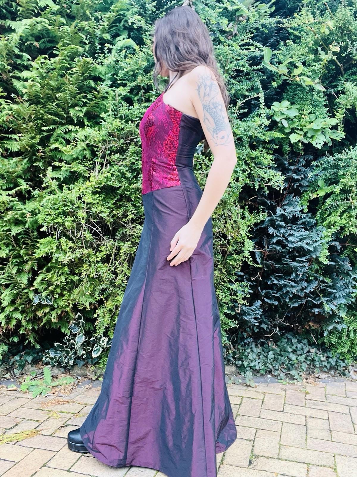 Vintage 1990s Cocktail Dress purple Lace Sequin Bodice Prom Party Ball Gown 8