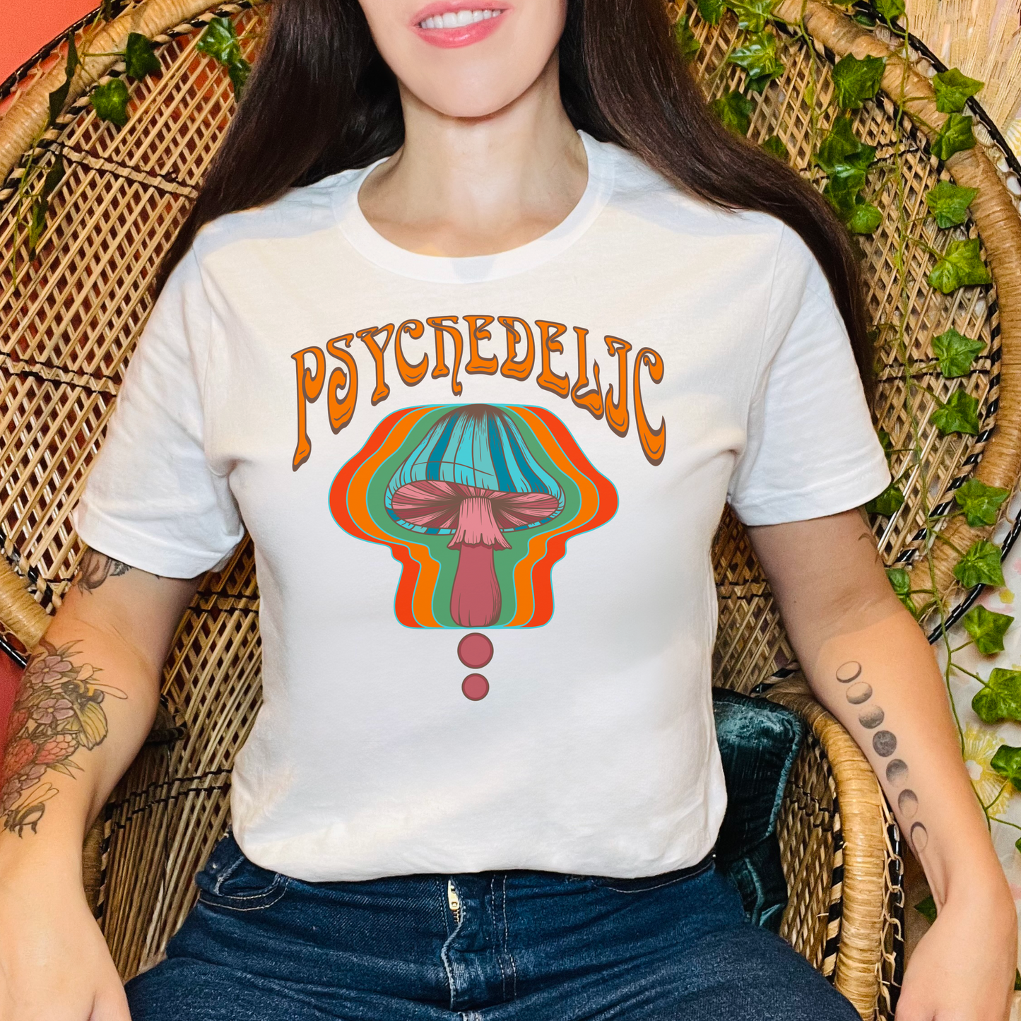 Hippie psychedelic Mushroom Tshirt, Trippy 60s 70s Style top, Groovy retro Festival Tee