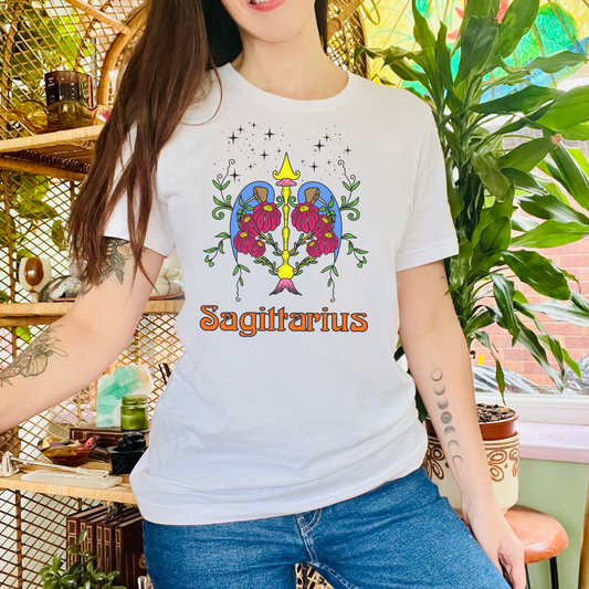 Sagittarius star sign T-Shirt, Bow and arrow zodiac astrology top, Horoscope birthday gift Tee, Bold retro colourful Design tshirt