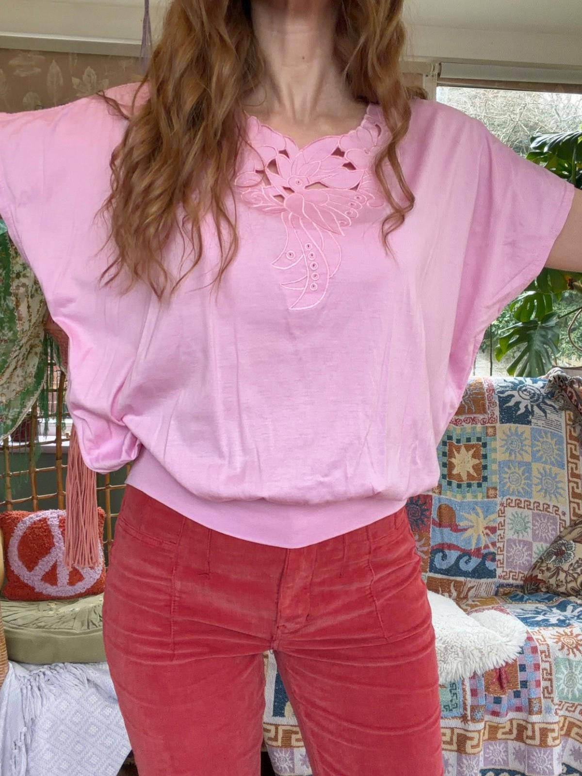 Vintage 1980s Batwing T-shirt By Golden Gate Pink Retro Tee 80s t shirt 18