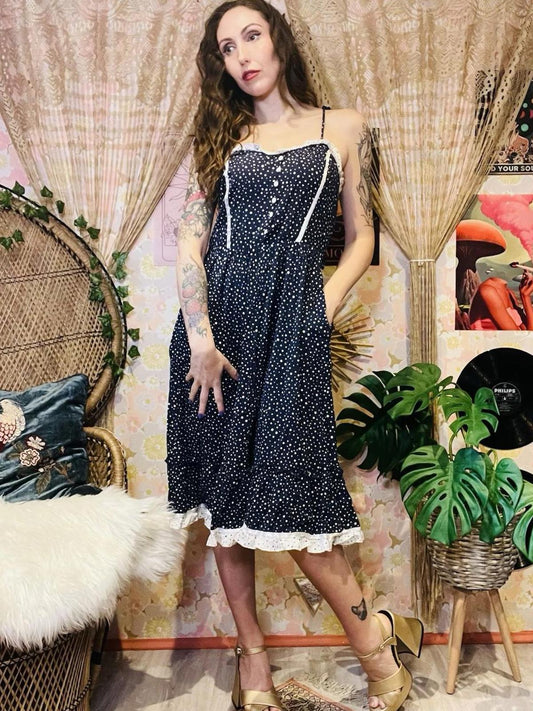 Vintage 1960s Summer Dress Polkadot With Frilly Hem And Pockets Size 12