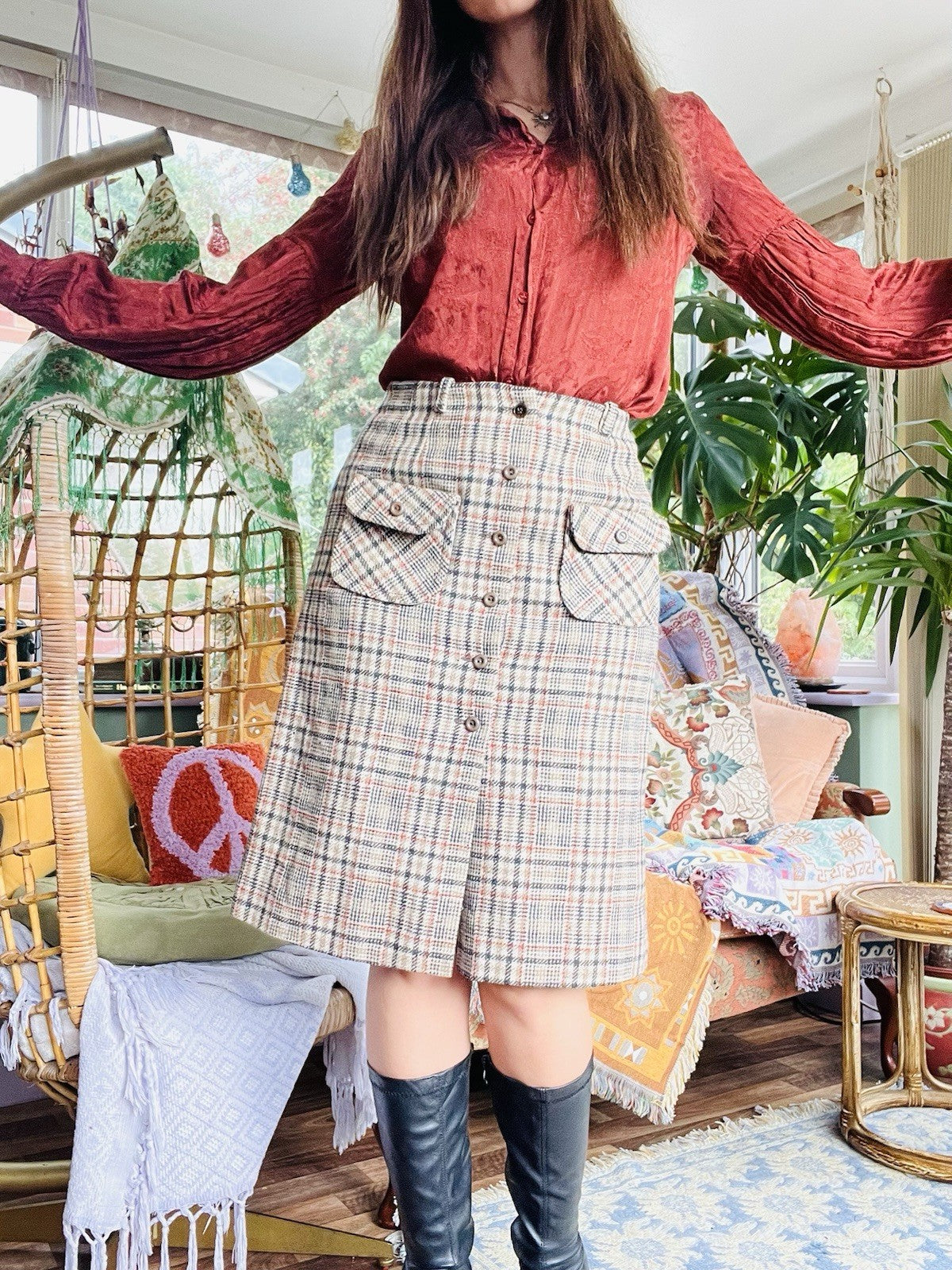 Vintage 1970s Tartan Skirt, Wool Plaid High Waist Button Skirt With Pockets 8