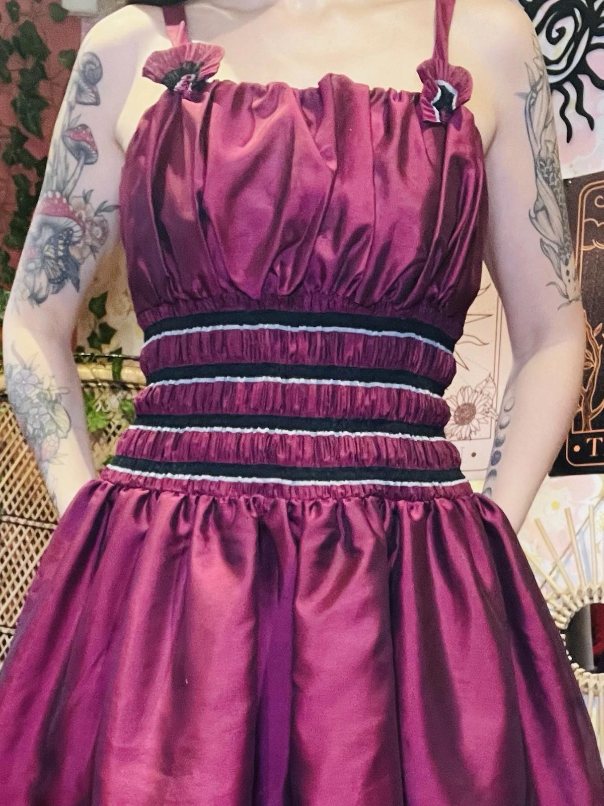 Vintage 1990s Party Dress Purple Size 10 Cinched Waist Grunge Layered Tulle S