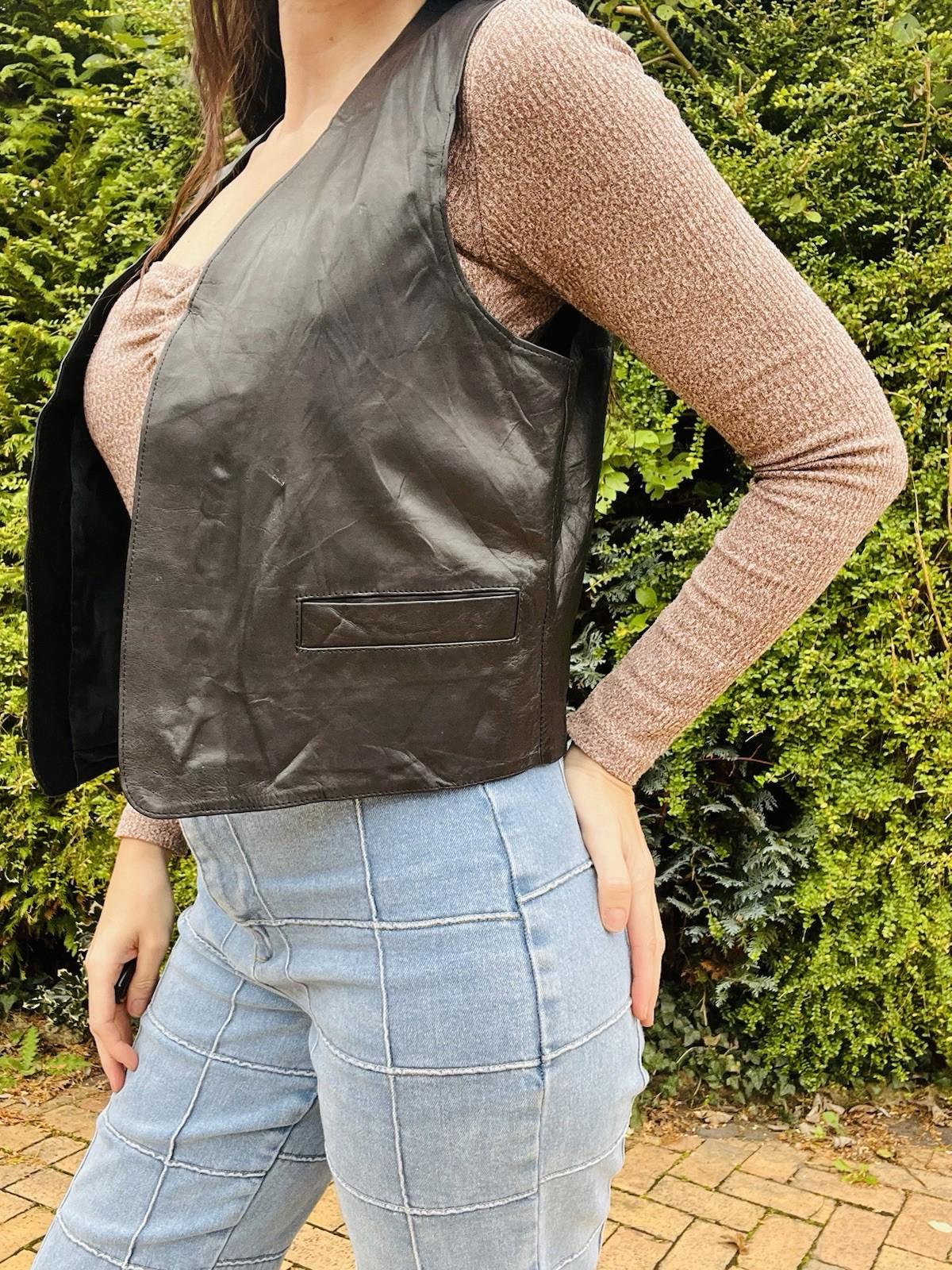 Vintage 1970s Leather Waistcoat Cropped Sleeveless Jacket Black 10 12