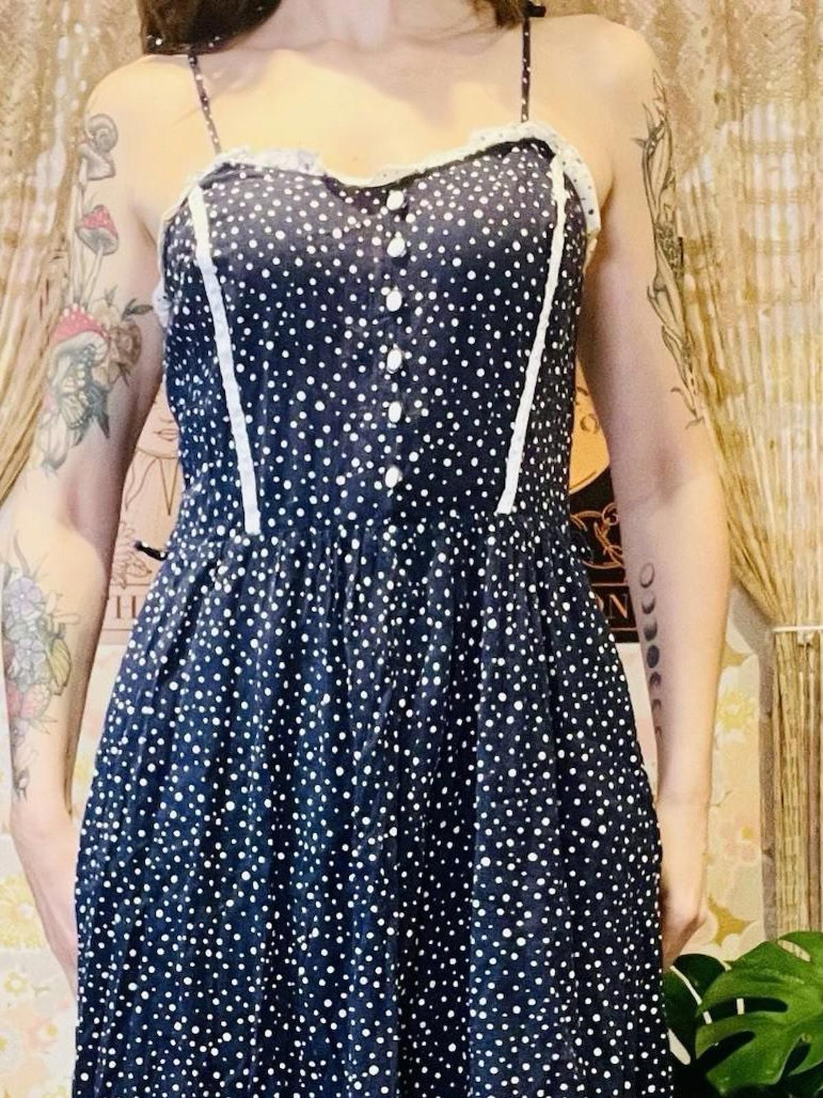 Vintage 1960s Summer Dress Polkadot With Frilly Hem And Pockets Size 12
