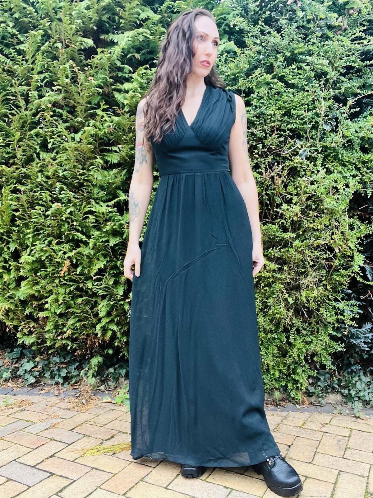 Vintage 1970s Black Dress size 10 By Vera Mont Long Maxi Length Tie Waist
