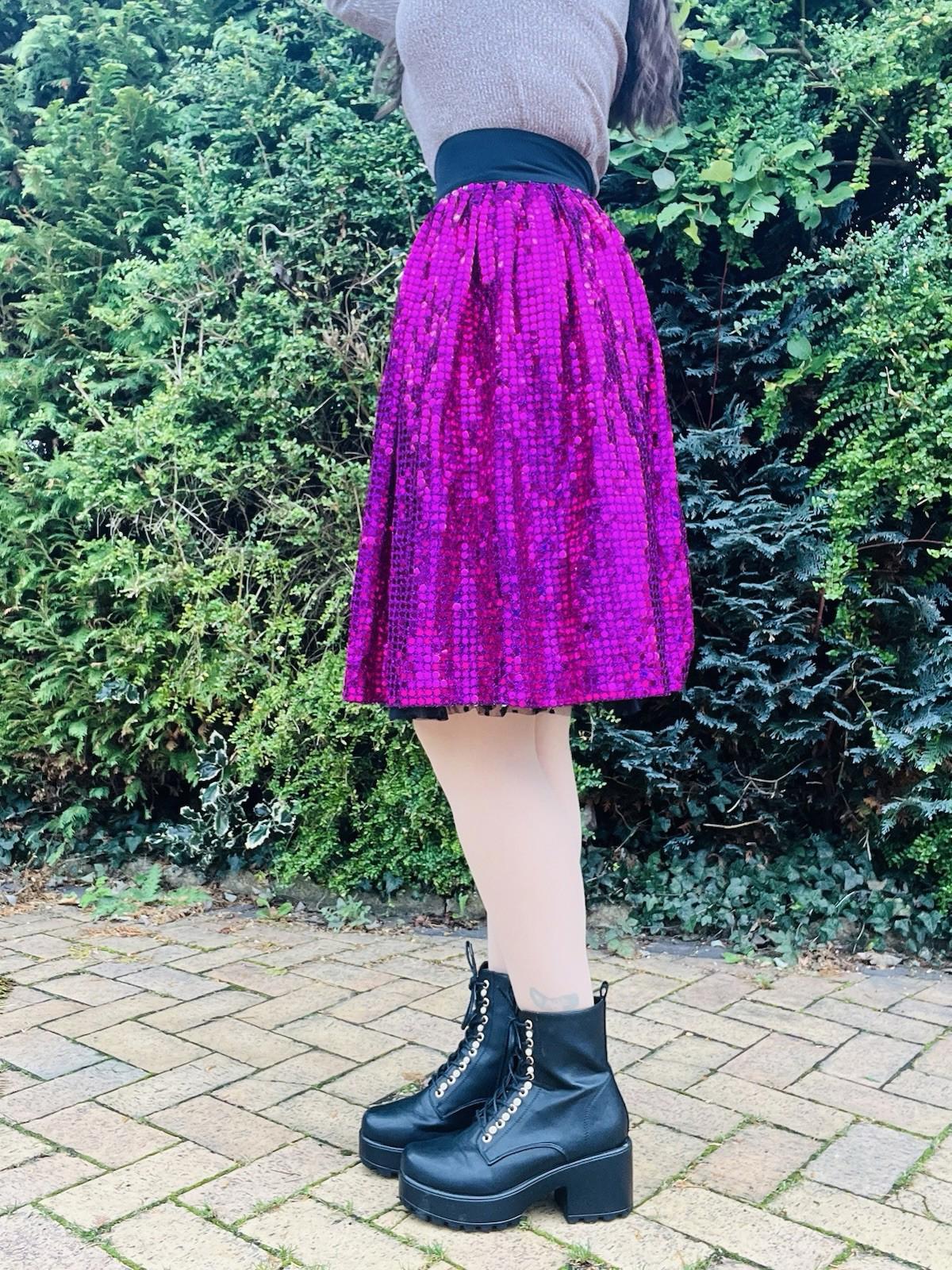 Vintage 1980s Party Skirt Sparkly Sequin With Tulle Lining And Cinched Waist 8