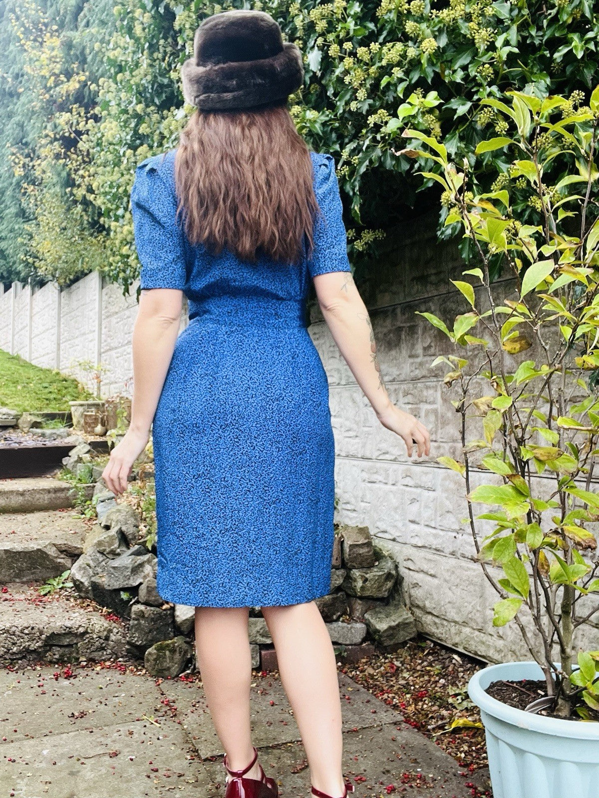 Vintage 80s Tea Dress Blue Size 6 To 8 By Liz Claiborne Cinched Waisted Ditsy