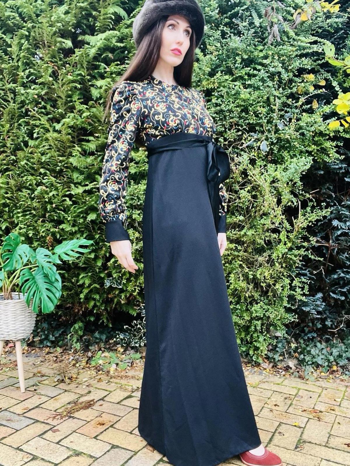 Vintage 1960s Maxi Dress Long Sleeve Embroidered Hippie Boho Tie Waist Dress 10