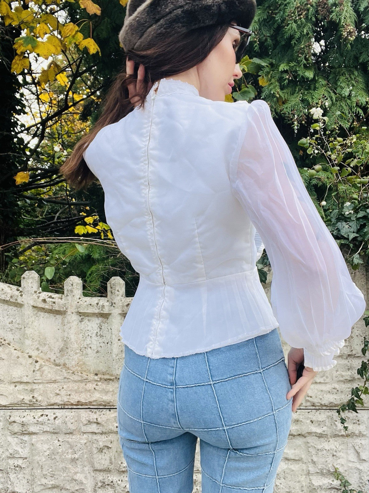 Vintage 1970s Frilly Blouse Size 12 White Balloon Sleeve High Neck Peplum Top