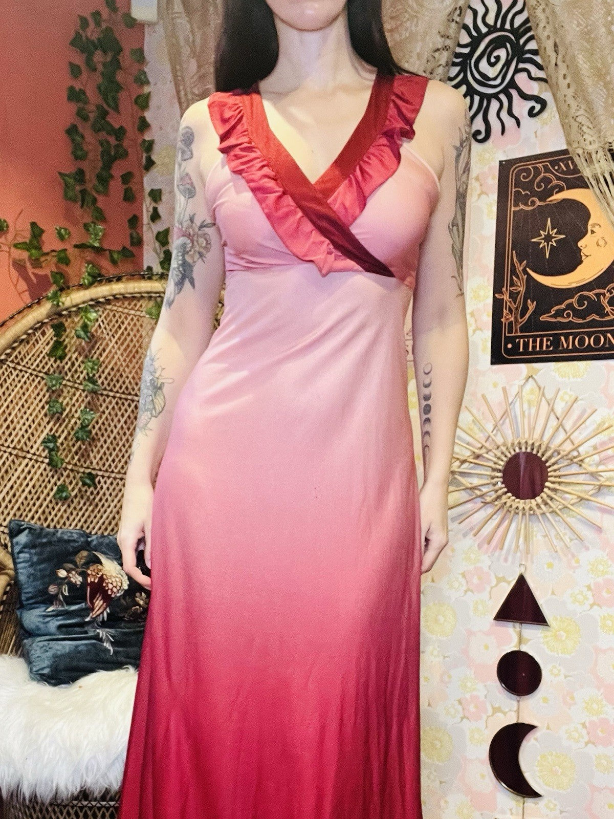 Vintage 70s Cocktail Dress Size 8 Retro Frilly Slinky Evening Gown Ombre Pink