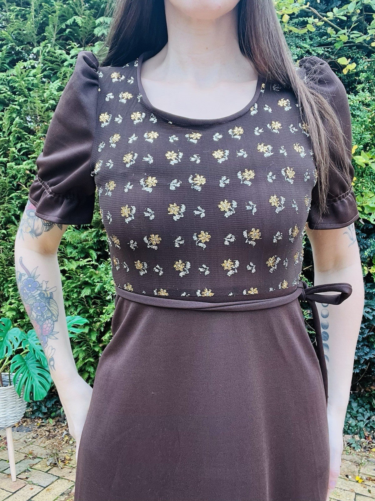 Vintage 60s Maxi Dress Size 10 Brown With Tie Waist And Retro Gold Detail