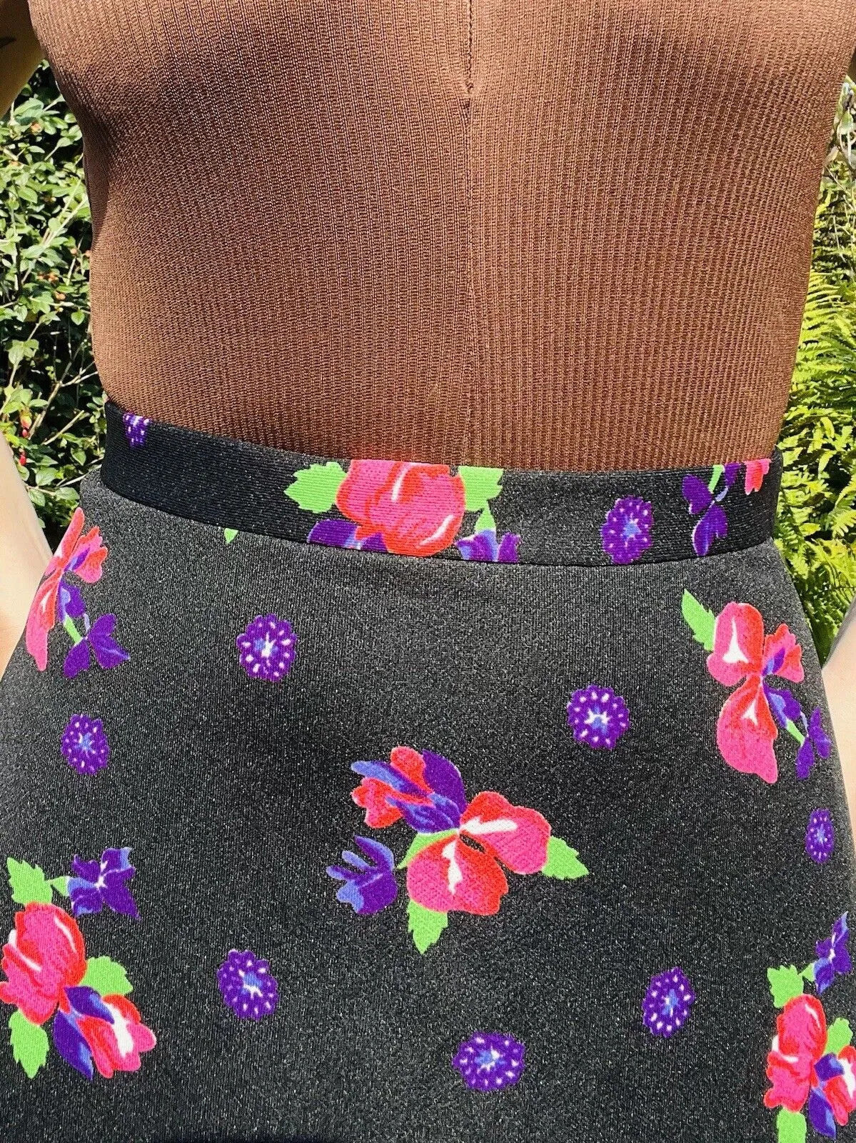 Vintage 60s Maxi Skirt Long 1960s Bold Floral Design Black Size 8