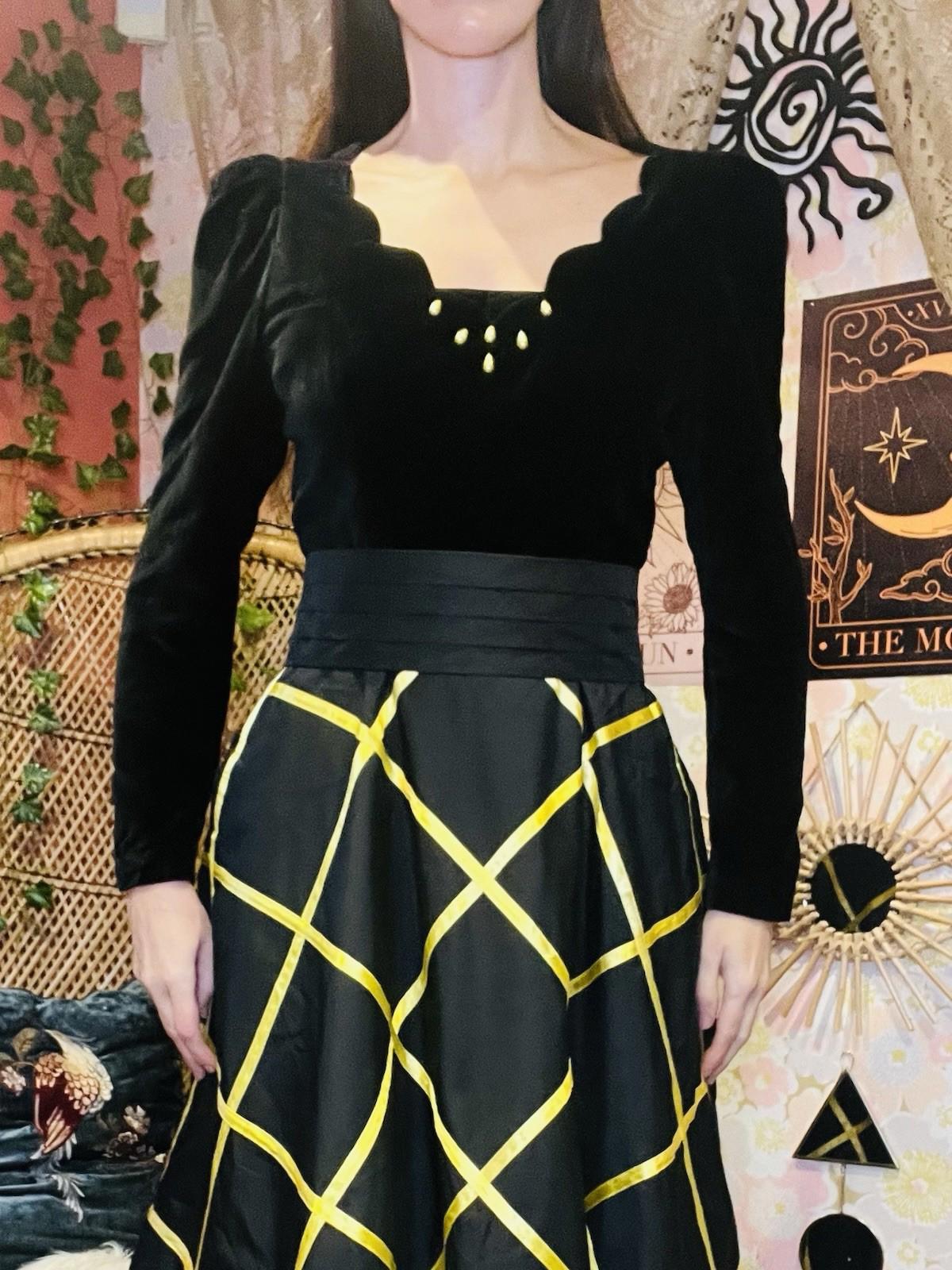 Vintage 1980s Cocktail Dress Size 8 Black Velvet Bodice And Yellow Puffy Skirt
