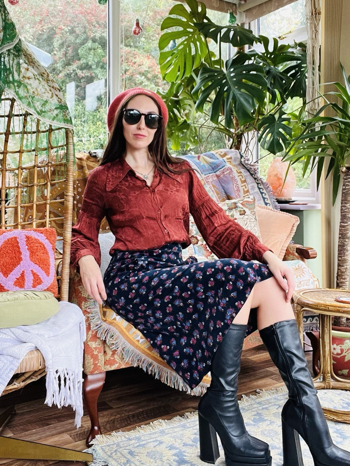 Vintage 1970s Velvet Skirt, Whimsigoth Ditsy Floral Hig Waist Midi Skirt Size 14