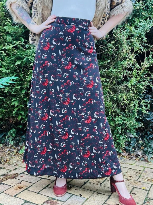 Vintage 1970s Maxi Skirt Floral Print Long Length High Waist Size 10