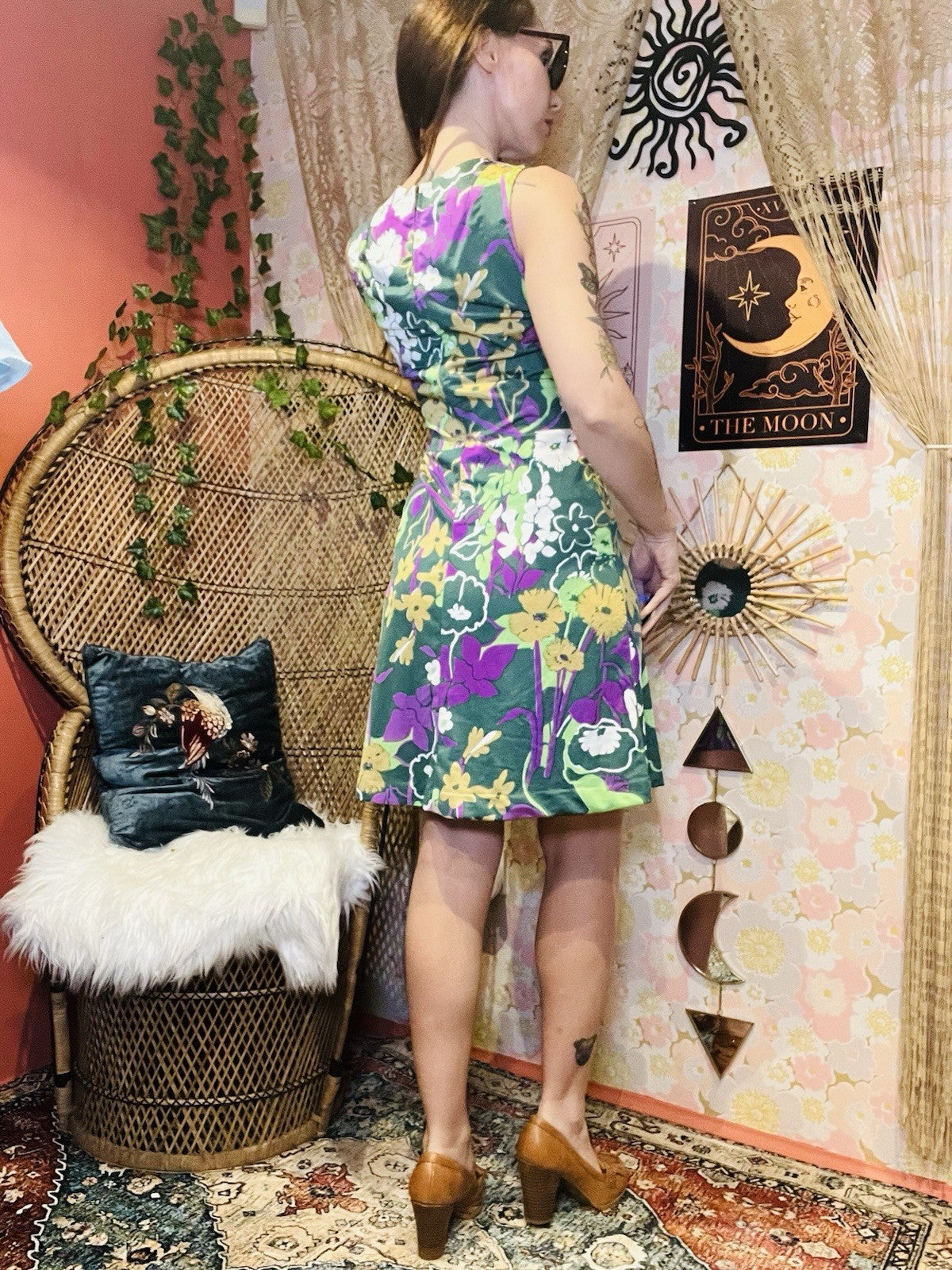 Vintage 1960s Mini Dress Size 12 Mod Gogo Retro Shift Dress Green Floral Design