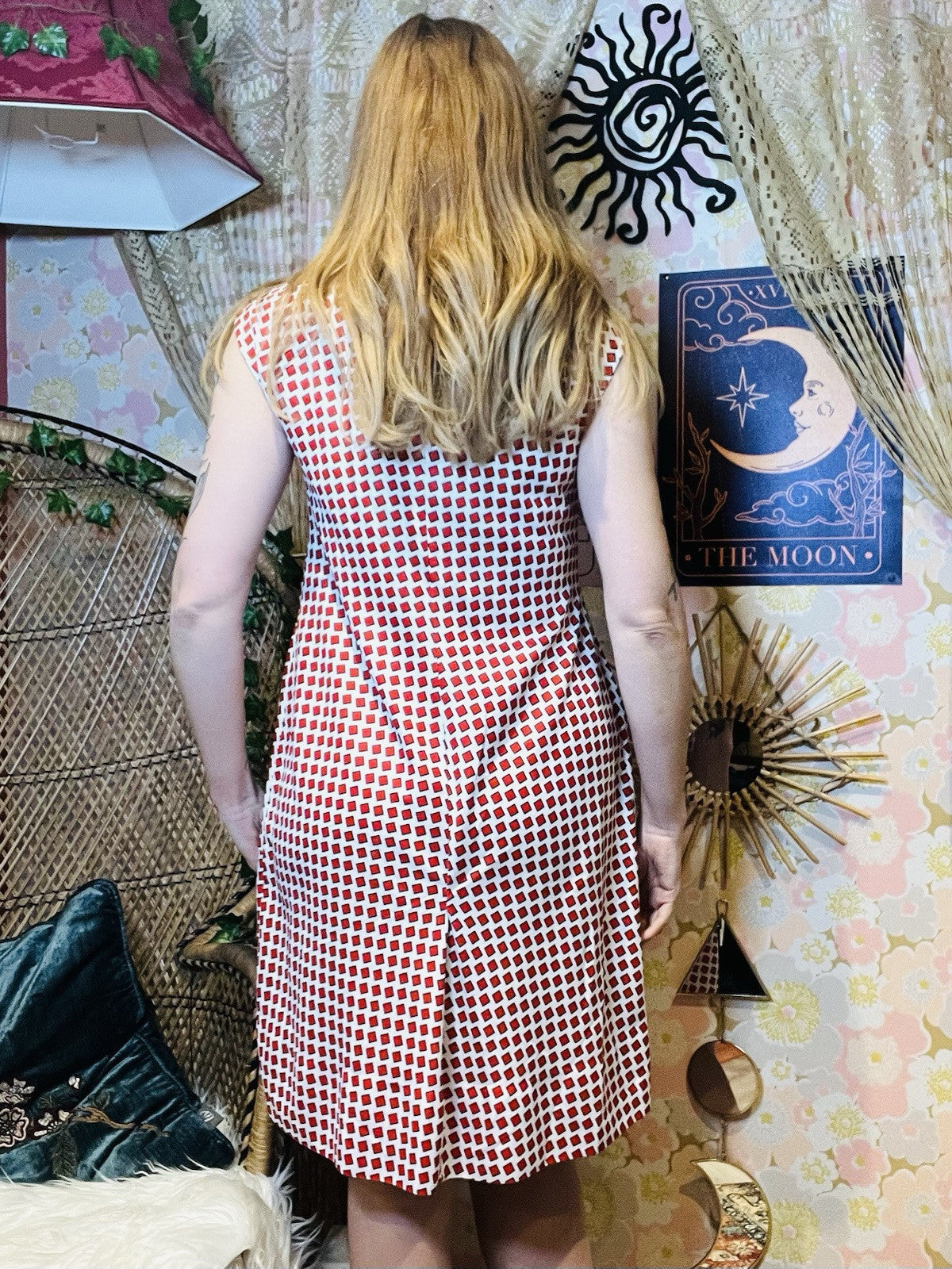 Vintage 1960s Shirt Dress Retro Print Button Down Dress With Pockets Red Size 10