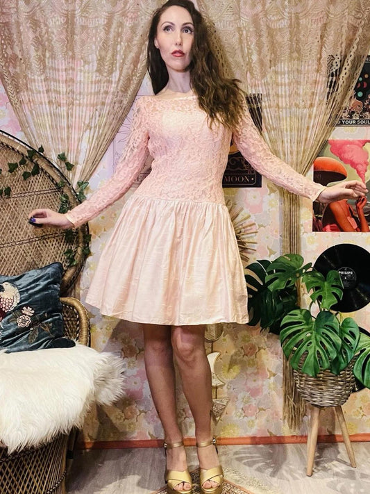 Vintage 1990s Prom Dress Short Lace Long Sleeve Corset Party Dress Pink Size 10