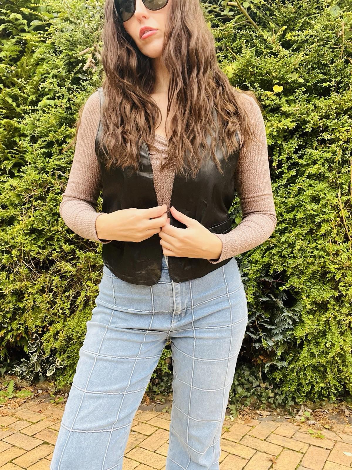 Vintage 1970s Leather Waistcoat Cropped Sleeveless Jacket Black 10 12