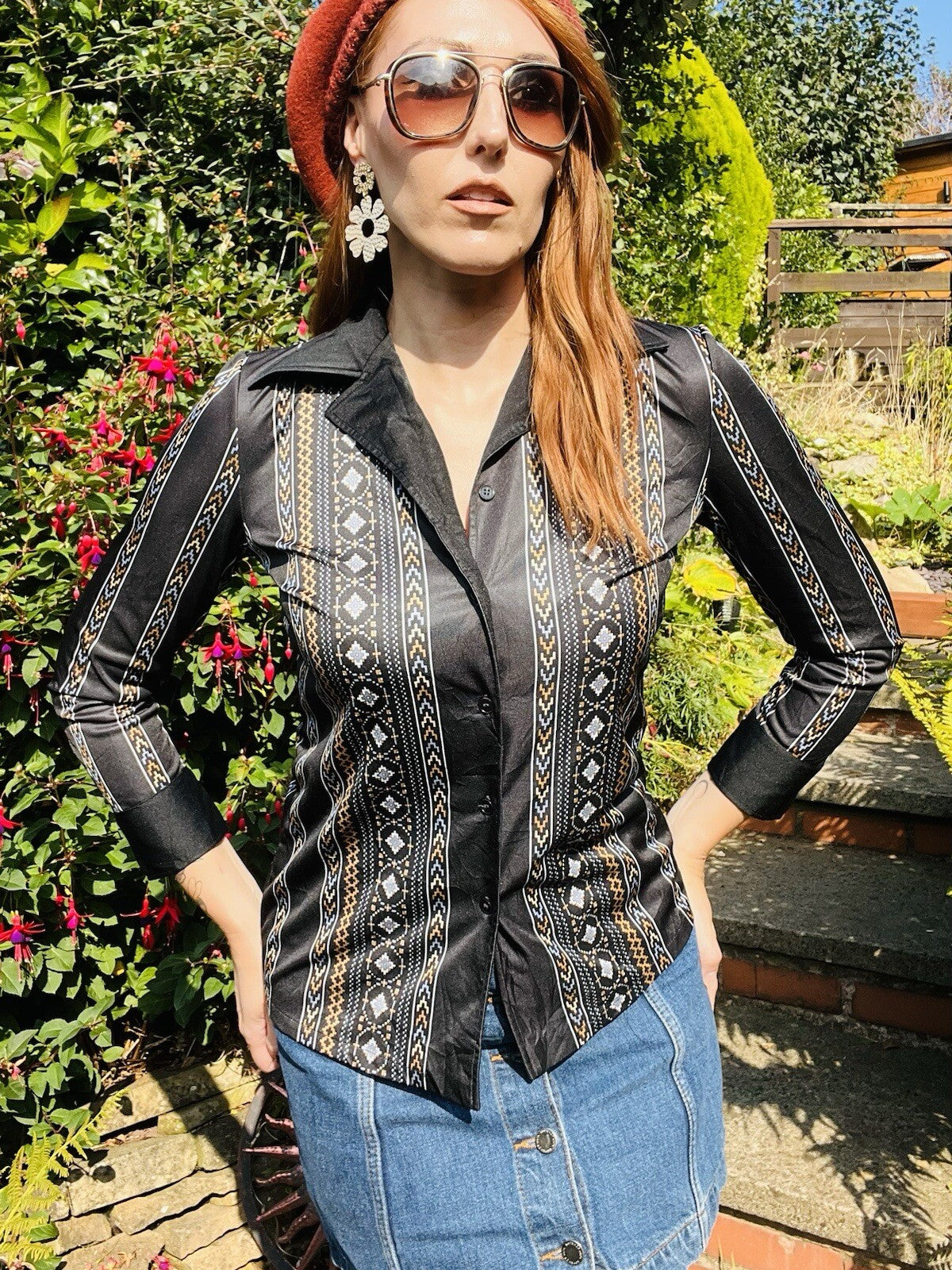 Vintage 80s Black Shirt Size 8 Retro Blouse Abstract Aztec Striped Long Sleeve