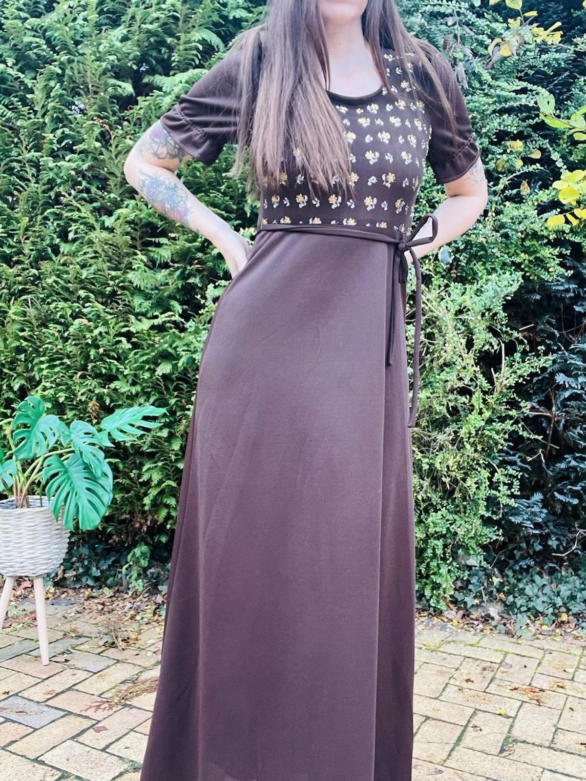 Vintage 1960s Maxi Dress Size 10 Brown With Tie Waist And Retro Gold Detail