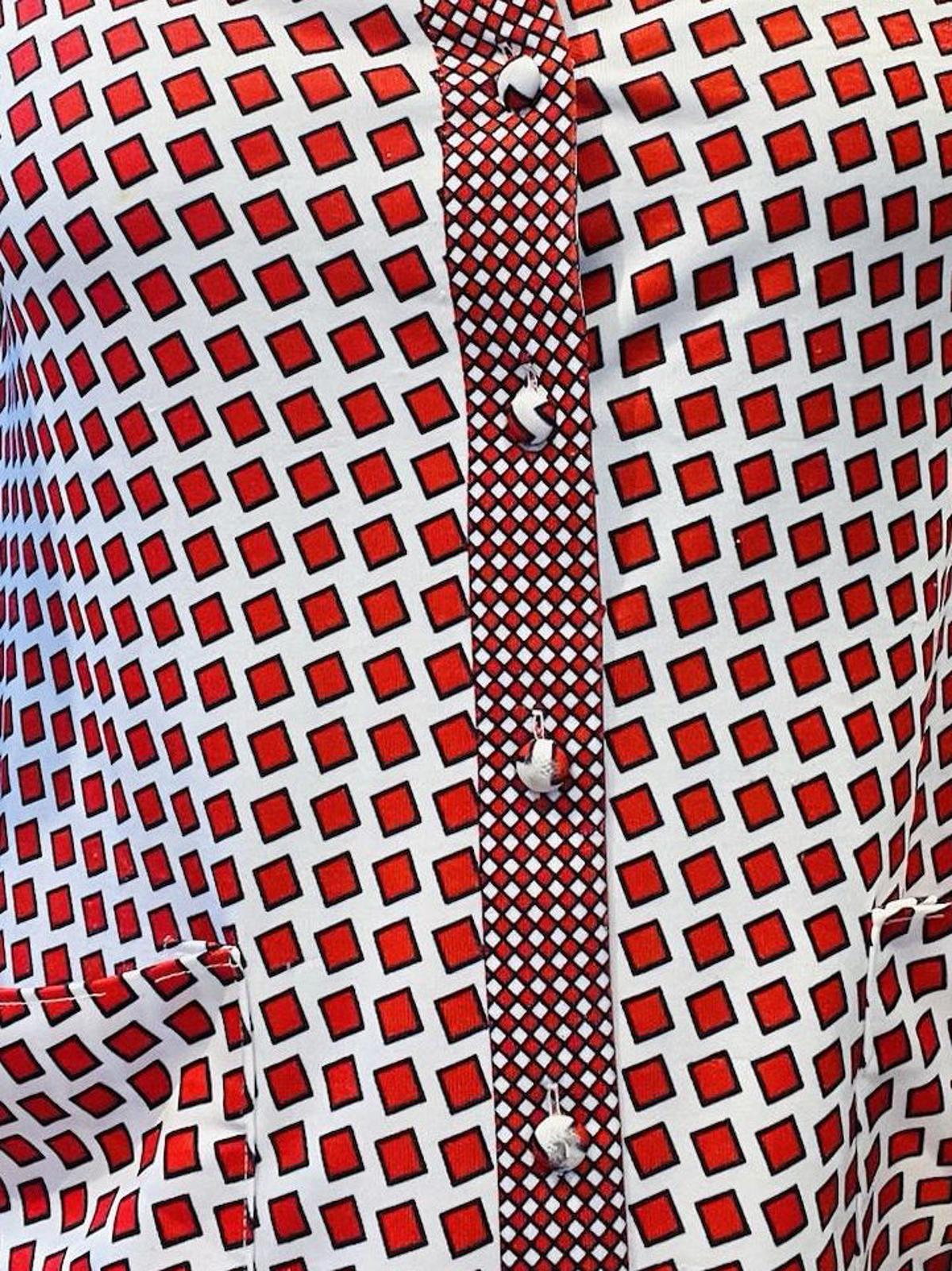 Vintage 1960s Shirt Dress Retro Print Button Down Dress With Pockets Red Size 10