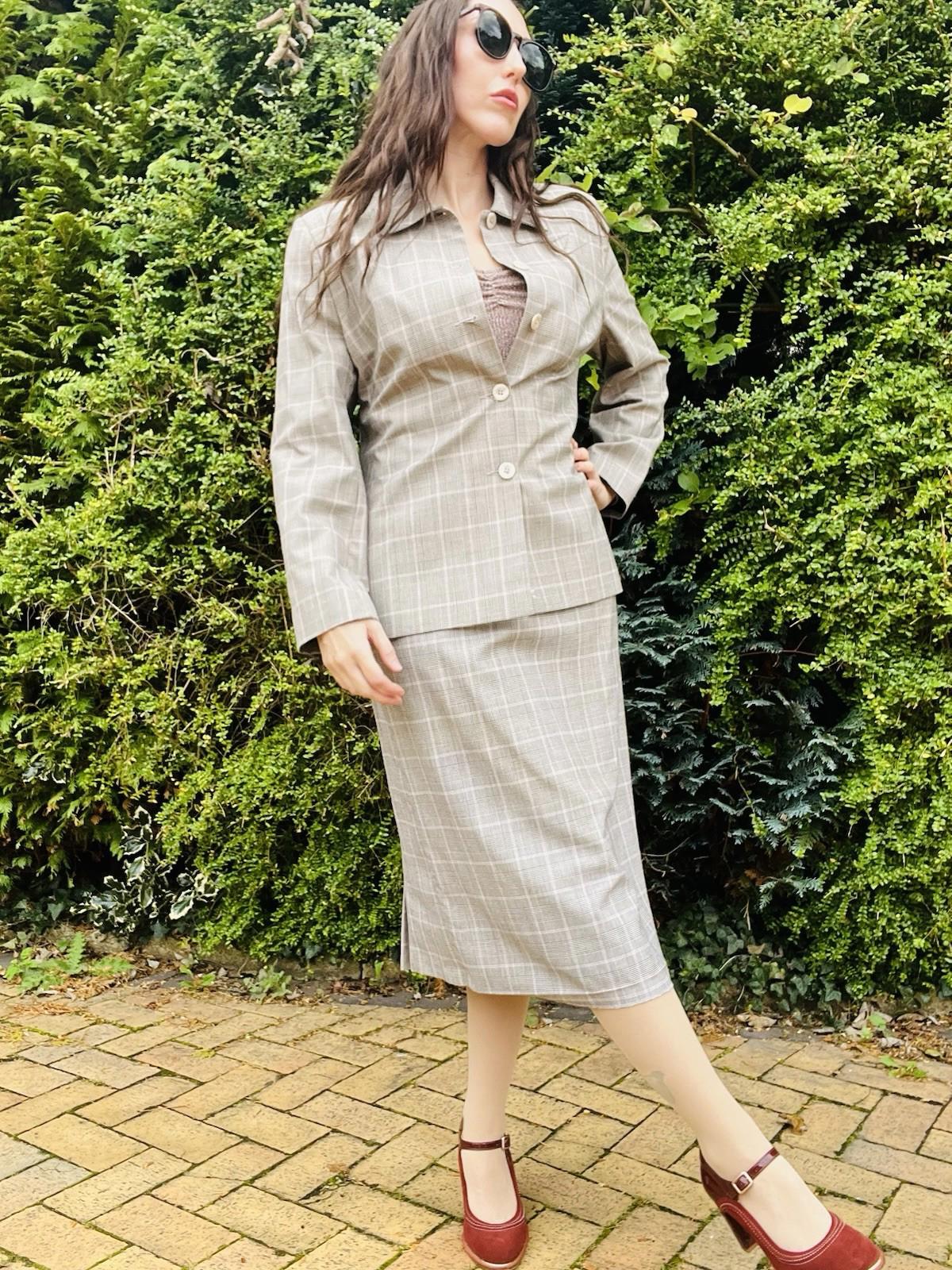 Vintage 1970s Tailored Suit By Slimma 2 Piece Skirt and Blazer Tartan Plaid 14