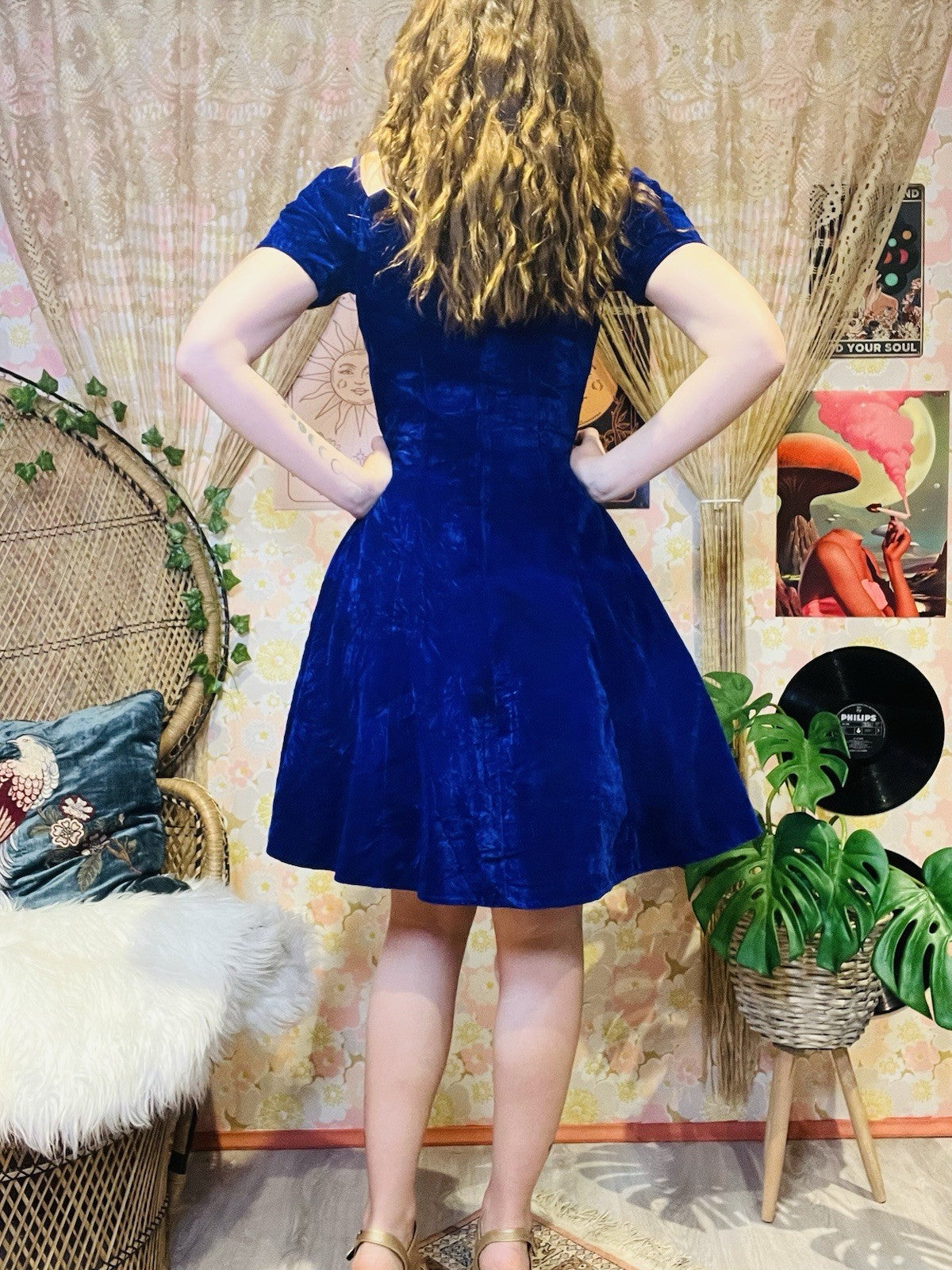 Vintage 1990s Party Dress Velvet Scallop Off Shoulder Neck A Line Fit Purple 10