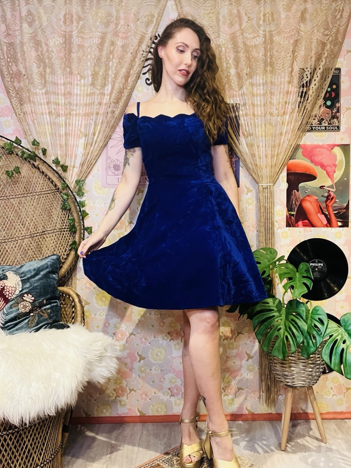 Vintage 1990s Party Dress Velvet Scallop Off Shoulder Neck A Line Fit Purple 10