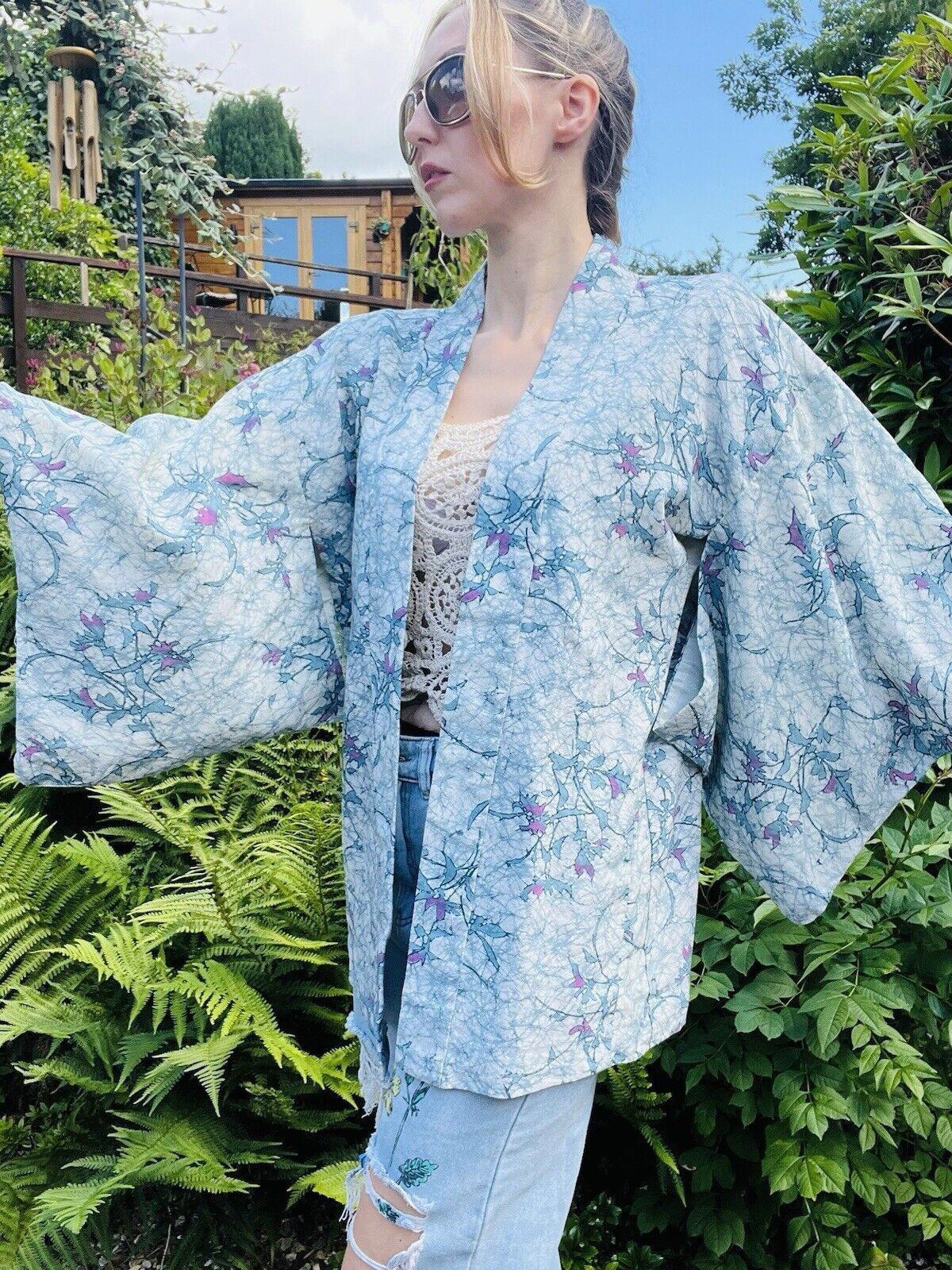 Vintage 1970s Hippie Boho Kimono Jacket With Blue retro Abstract Print Free Size