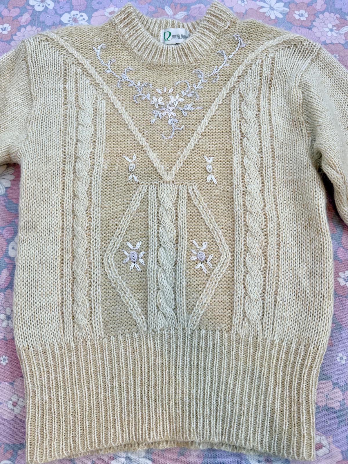 Vintage 1990s Knit Jumper Beige Knitted Sweater floral Embroidered  12 to 14