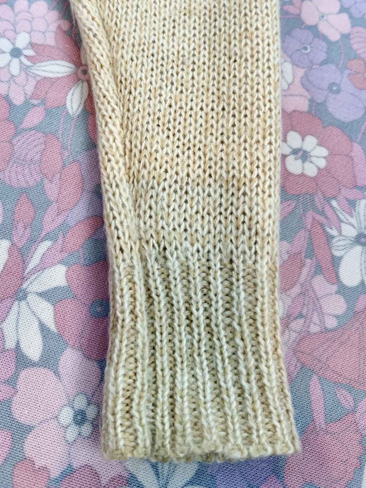 Vintage 1990s Knit Jumper Beige Knitted Sweater floral Embroidered  12 to 14