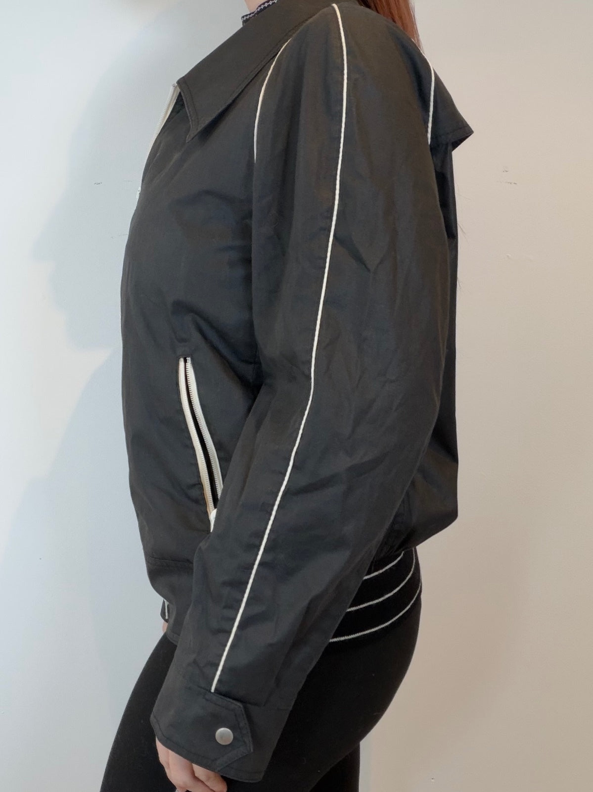Vintage 1970s Jacket Black Lightweight Dagger Collar Coat with Piping Size M
