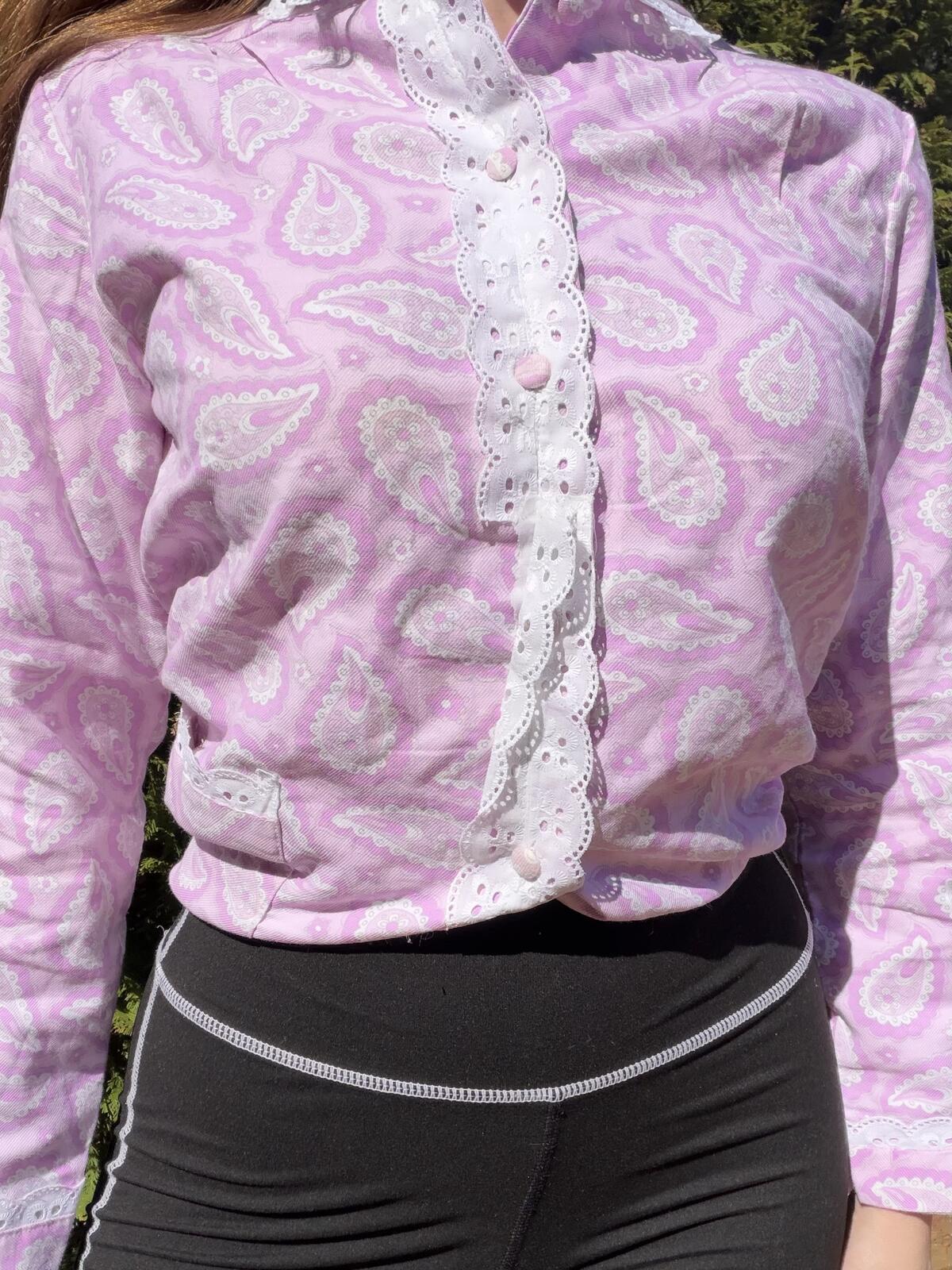 Vintage 1960s Paisley Shirt Lilac Hippie Retro Cotton Blouse White Lace Trim 10