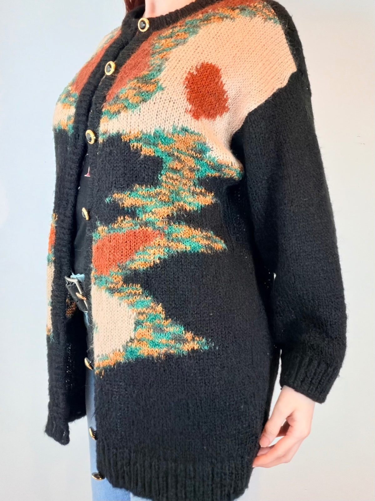 Vintage 1980s Knit Cardigan with Abstract Pattern and Gold Buttons Size 16 to 18