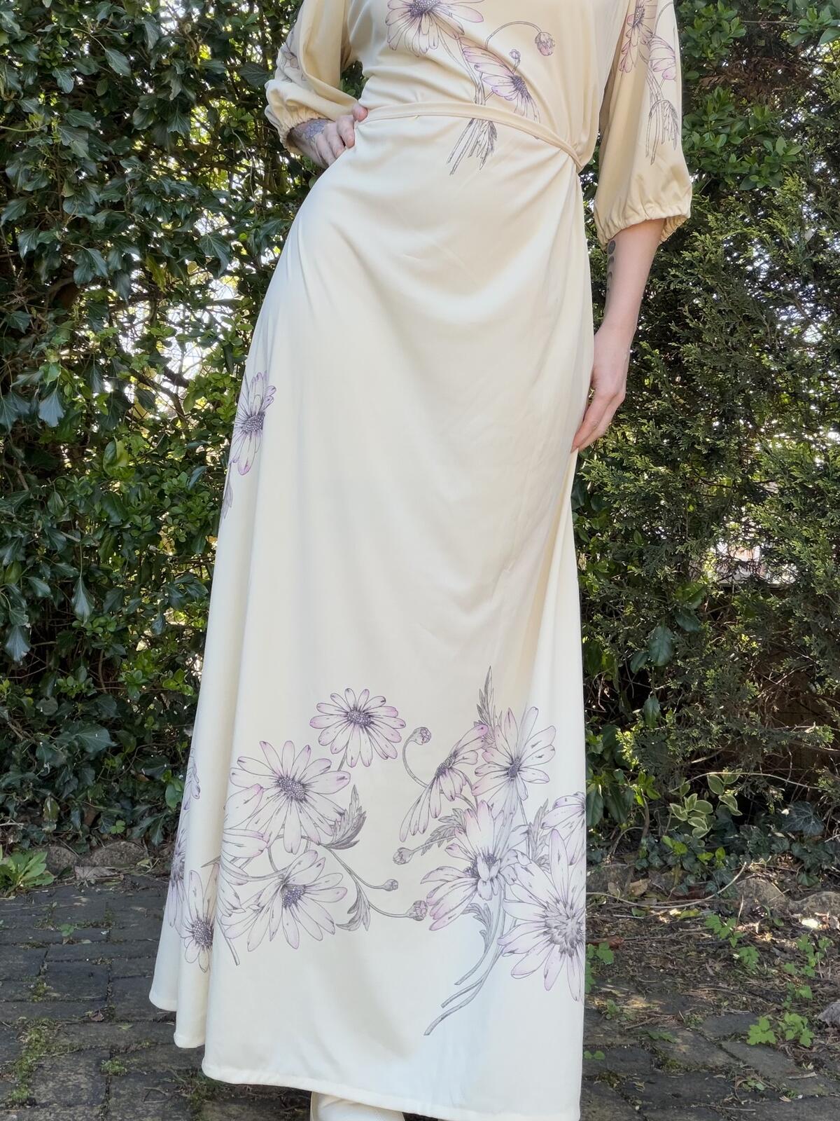 Cream Floral Maxi Dress with Tie Waist Long Hippie Boho Summer Dress Size 16 18