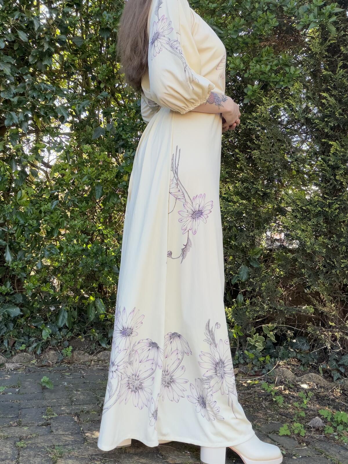 Cream Floral Maxi Dress with Tie Waist Long Hippie Boho Summer Dress Size 16 18