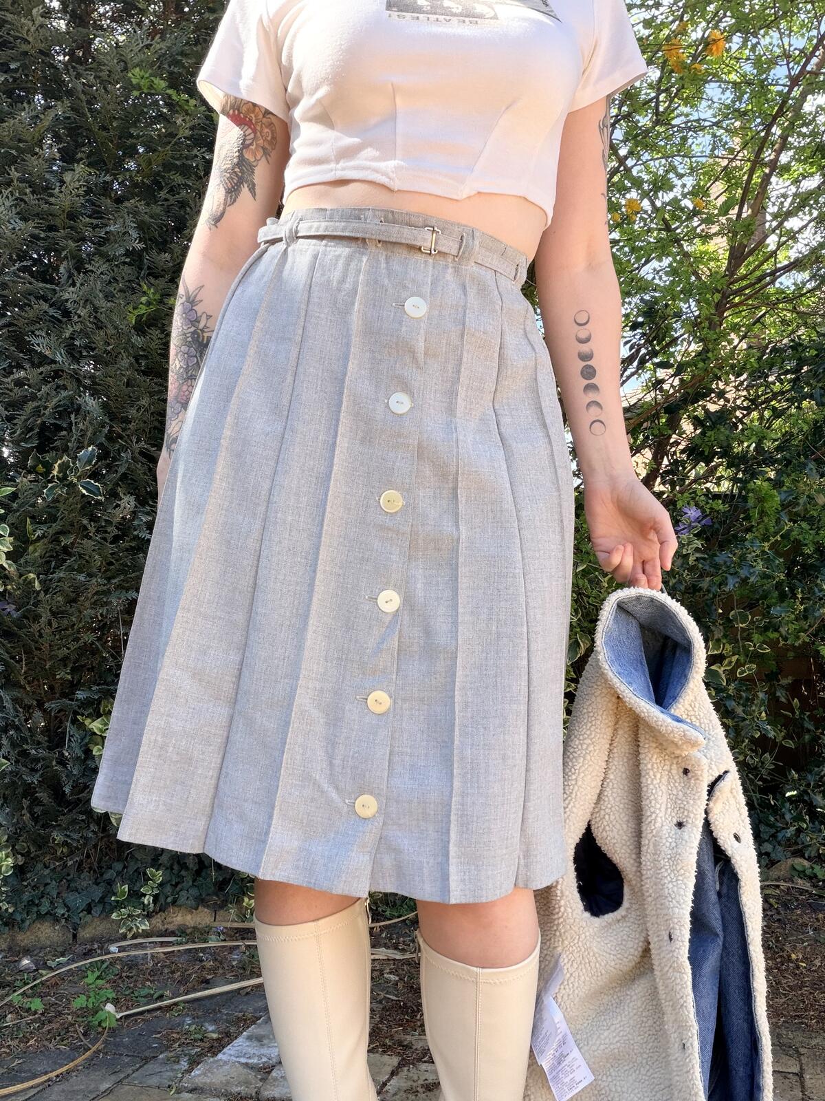 Vintage 1970s Pleated Button Front Midi Skirt with Belt Grey Size 10 to 14