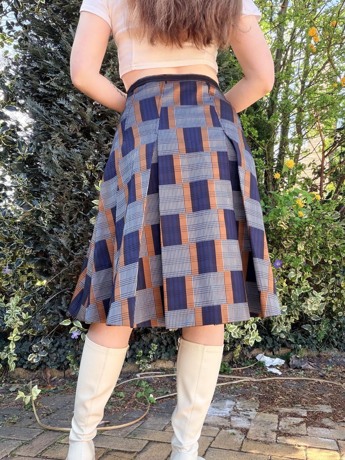 Vintage 1980s Retro Skirt Geometric Pattern Pleated Midi Skirt Size 19