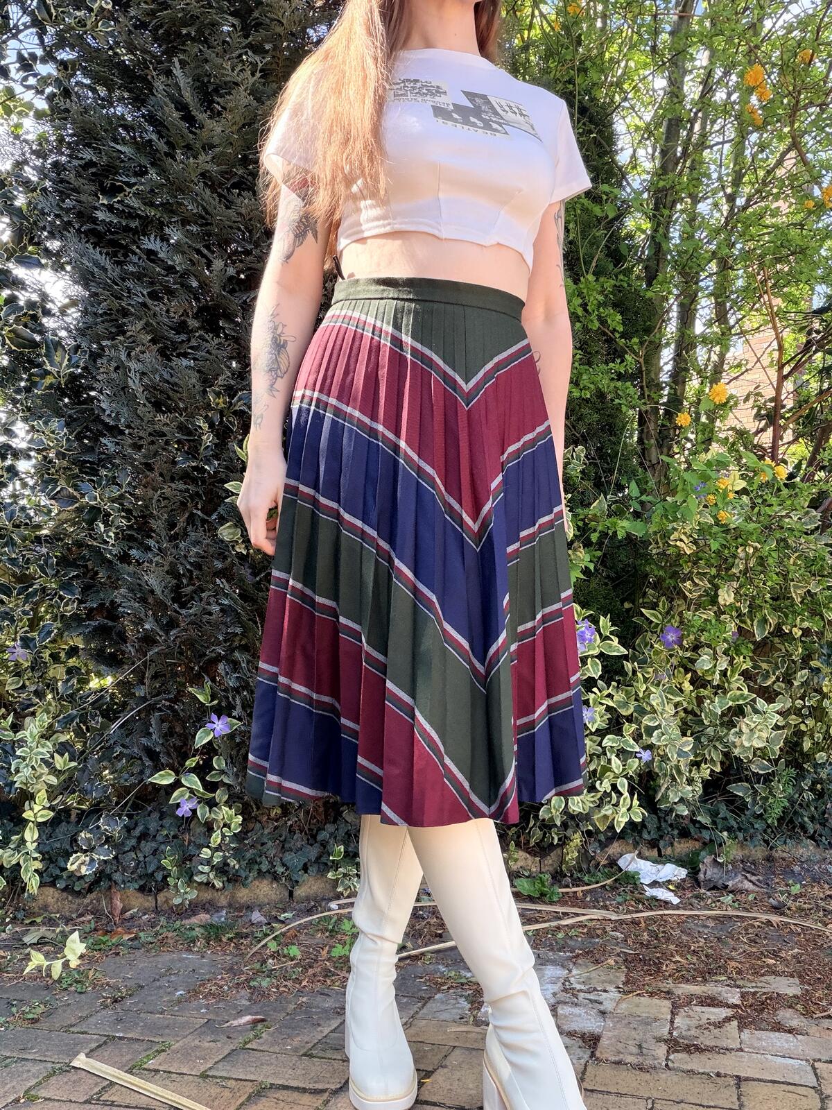 Vintage 1980s Retro Skirt High Waist Pleated Midi Skirt Wool with Stripes 12