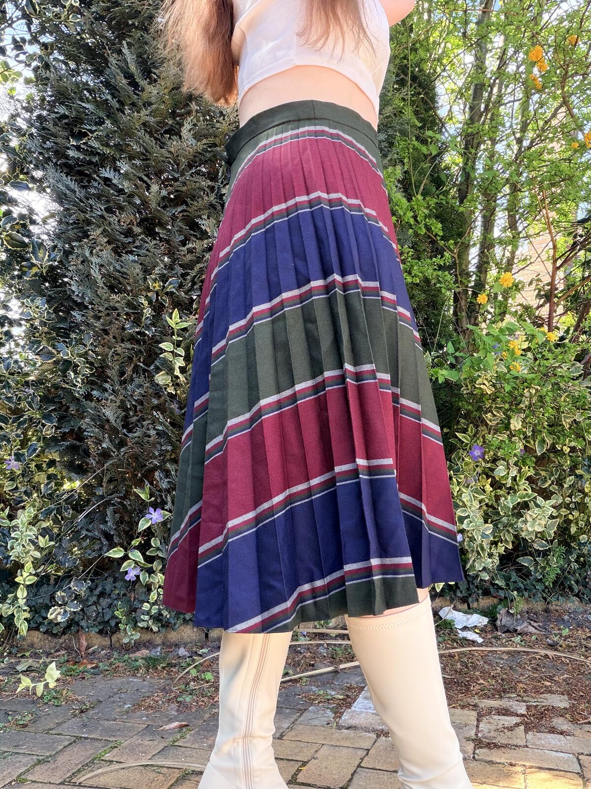 Vintage 1980s Retro Skirt High Waist Pleated Midi Skirt Wool with Stripes 12