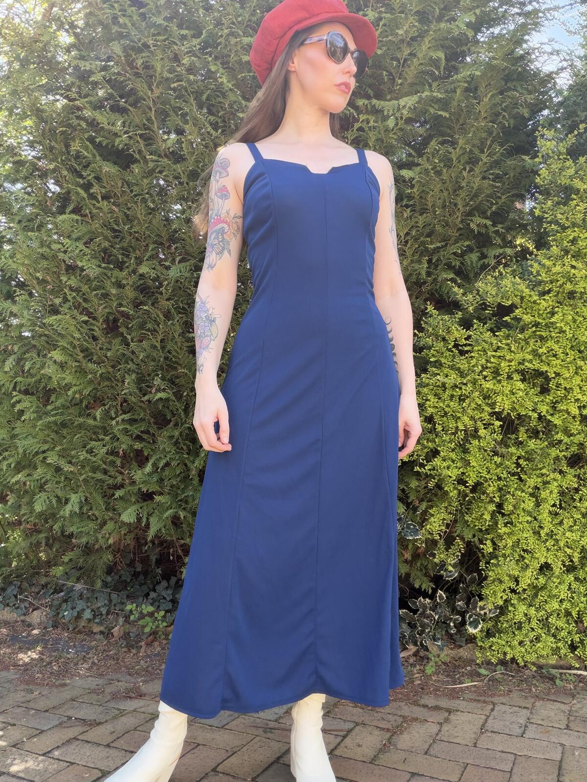 Vintage Blue summer Dress Sleeveless Midi Dress with Square Neckline Size 10